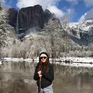 Meet your Posher, Karina